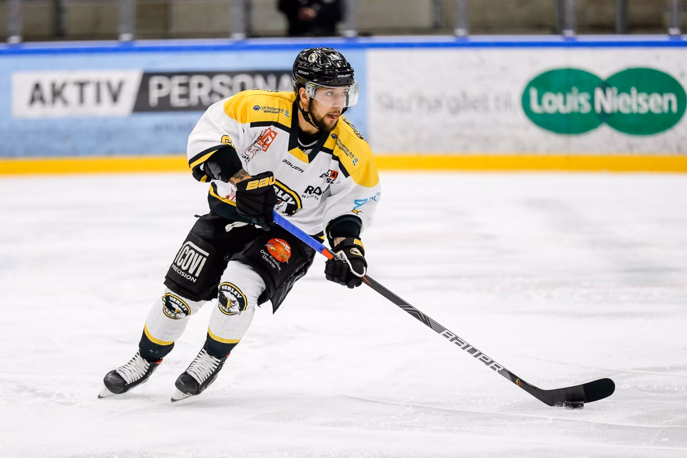 Hvad får en ishockeydommer i løn?